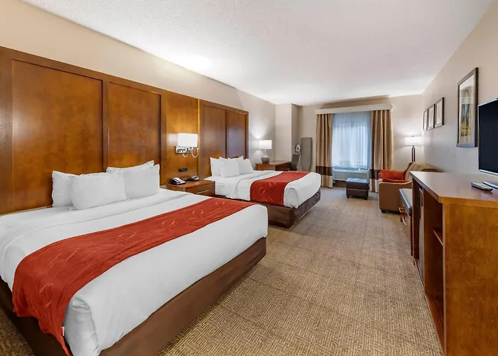 Comfort Suites Near Six Flags Magic Mountain